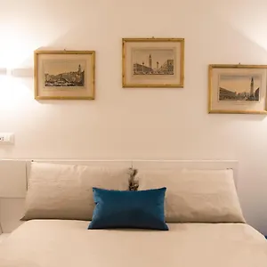 https://the-lovers.hotelslidodijesolo.com