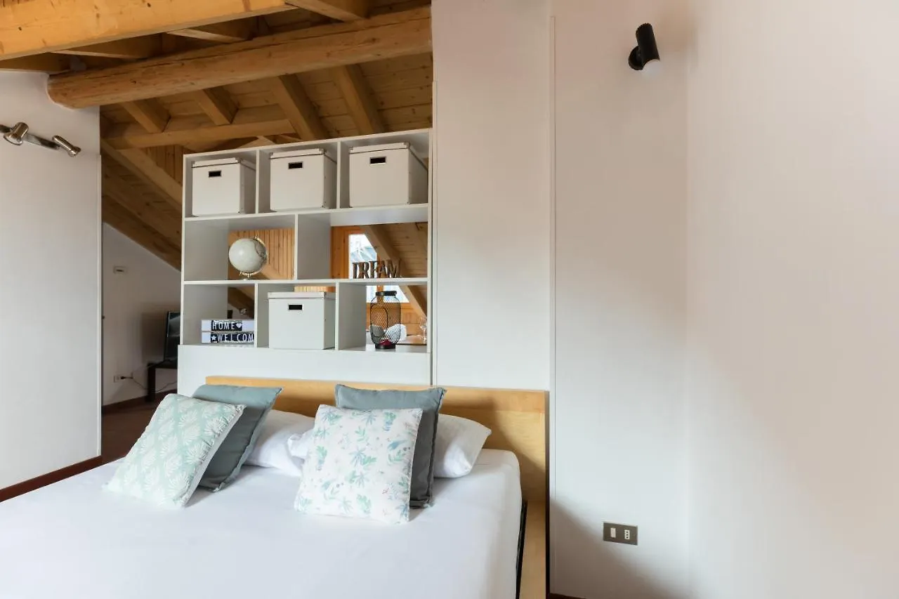 Mortara Navigli Apartments Milan