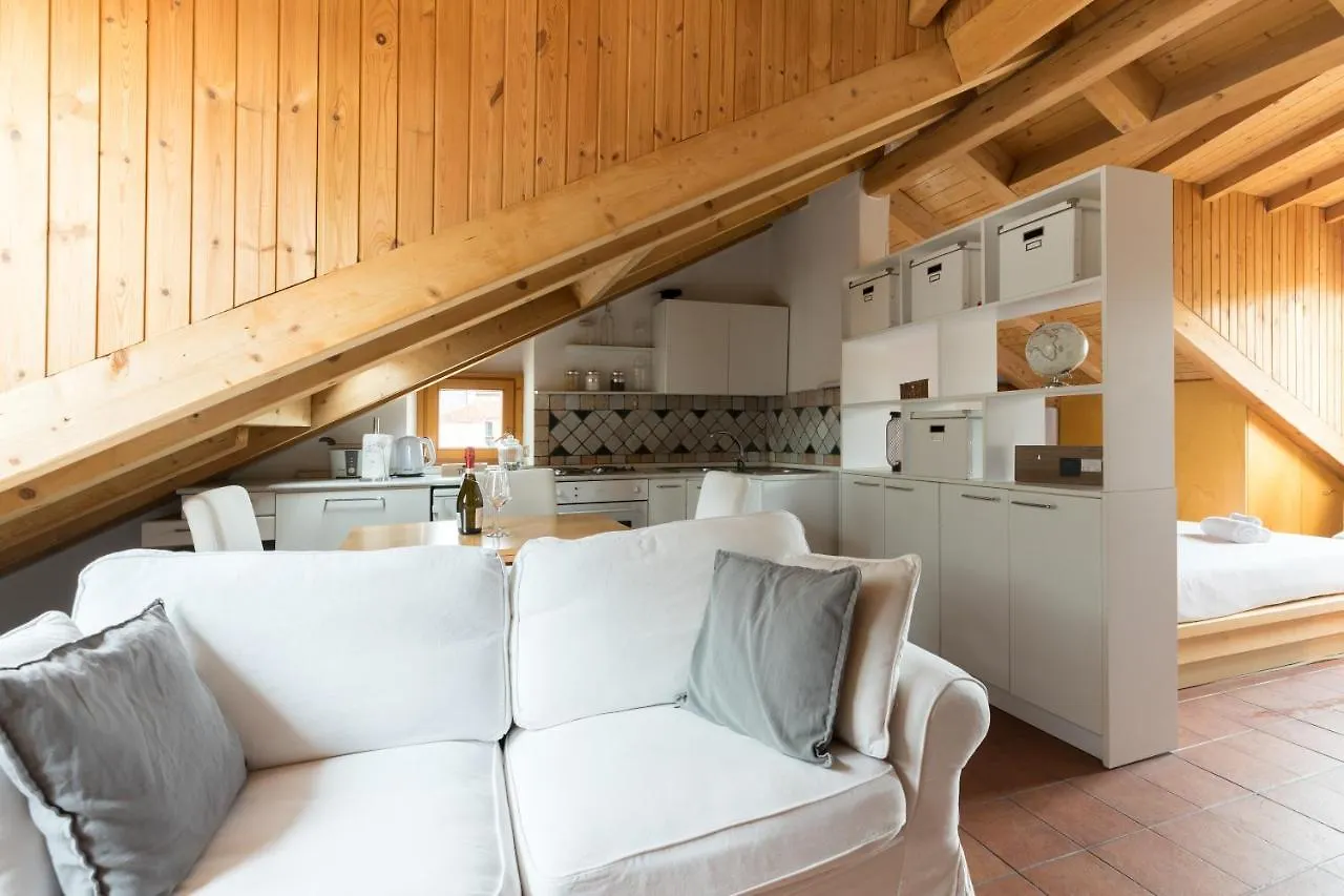 Mortara Navigli Apartments Milan