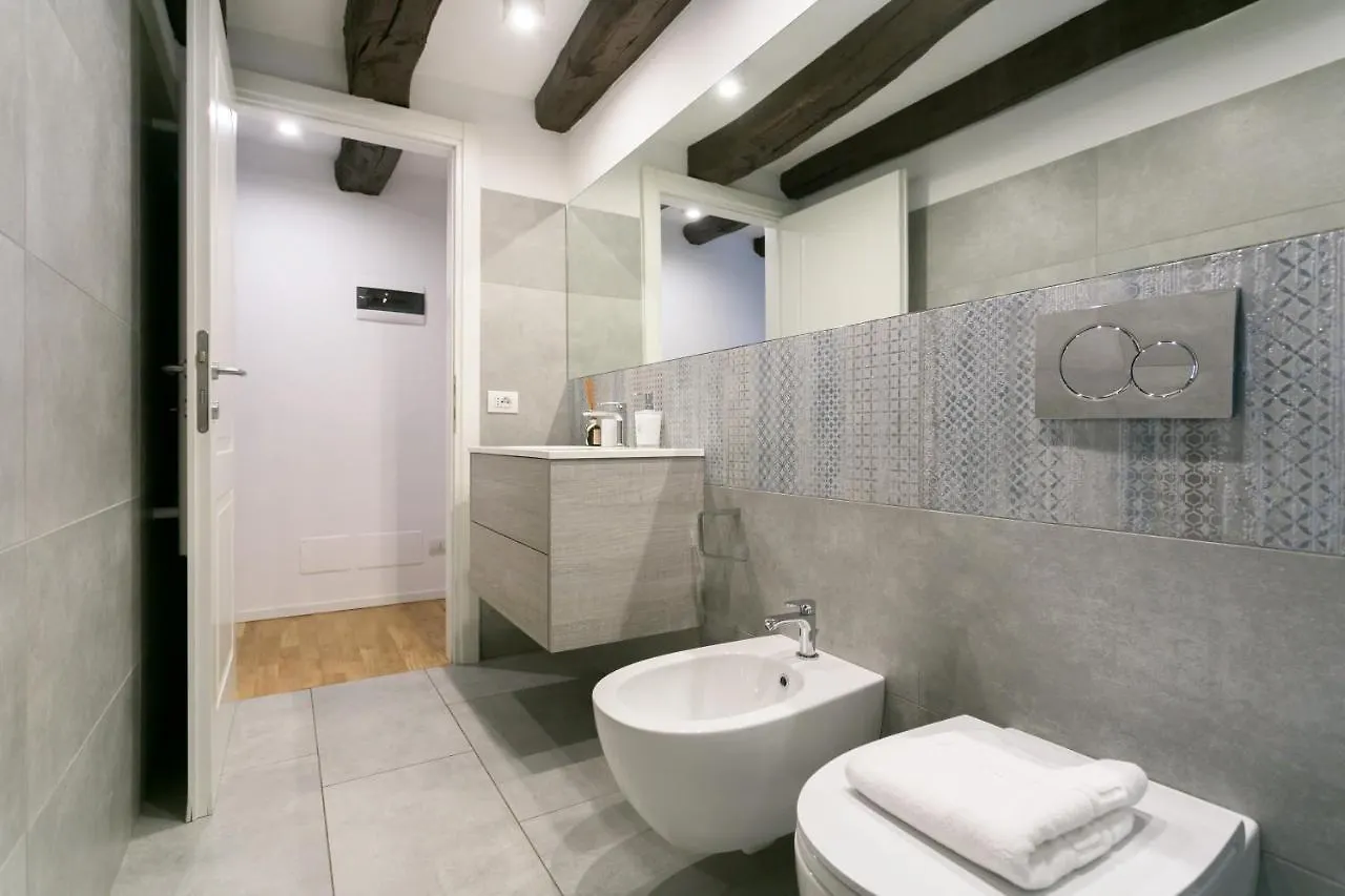 Mortara Navigli Apartments Milan