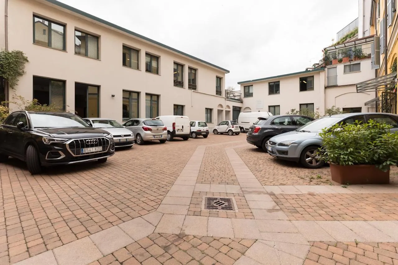 Mortara Navigli Apartments Milan 0*,
