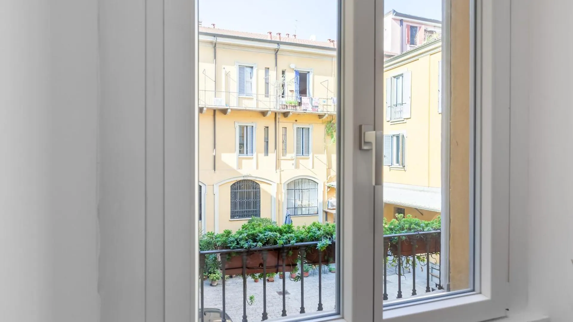Mortara Navigli Apartments Milan