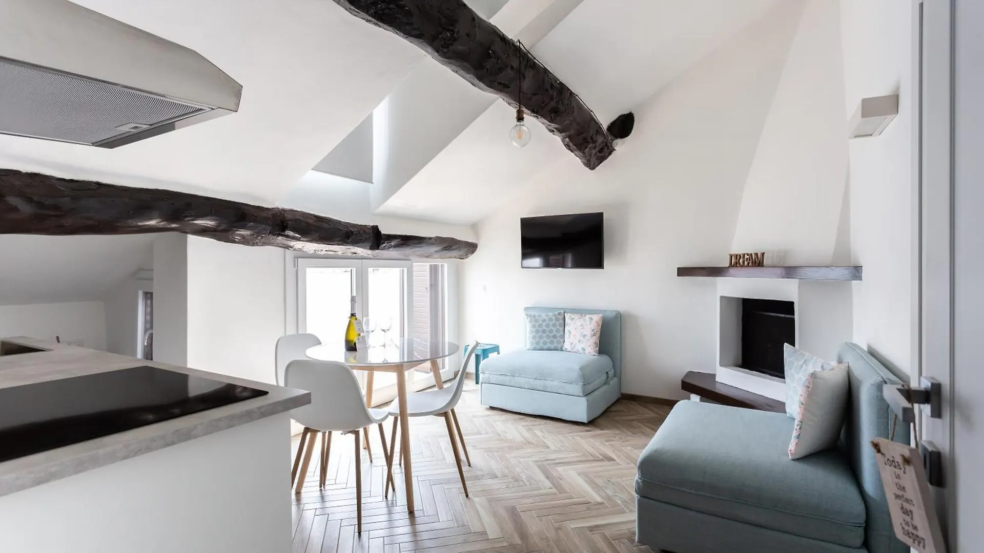 Mortara Navigli Apartments Milan