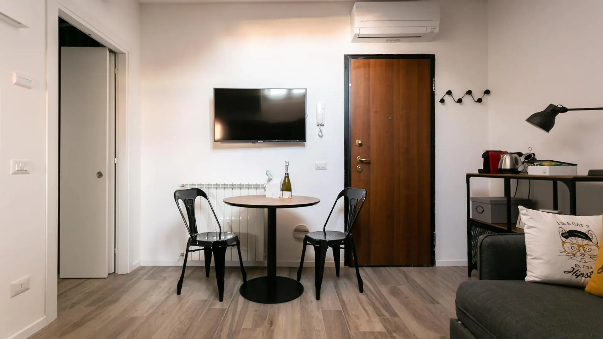 Mortara Navigli Apartments Milan
